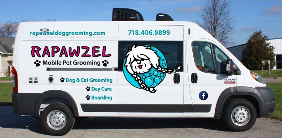 mobile dog groomer