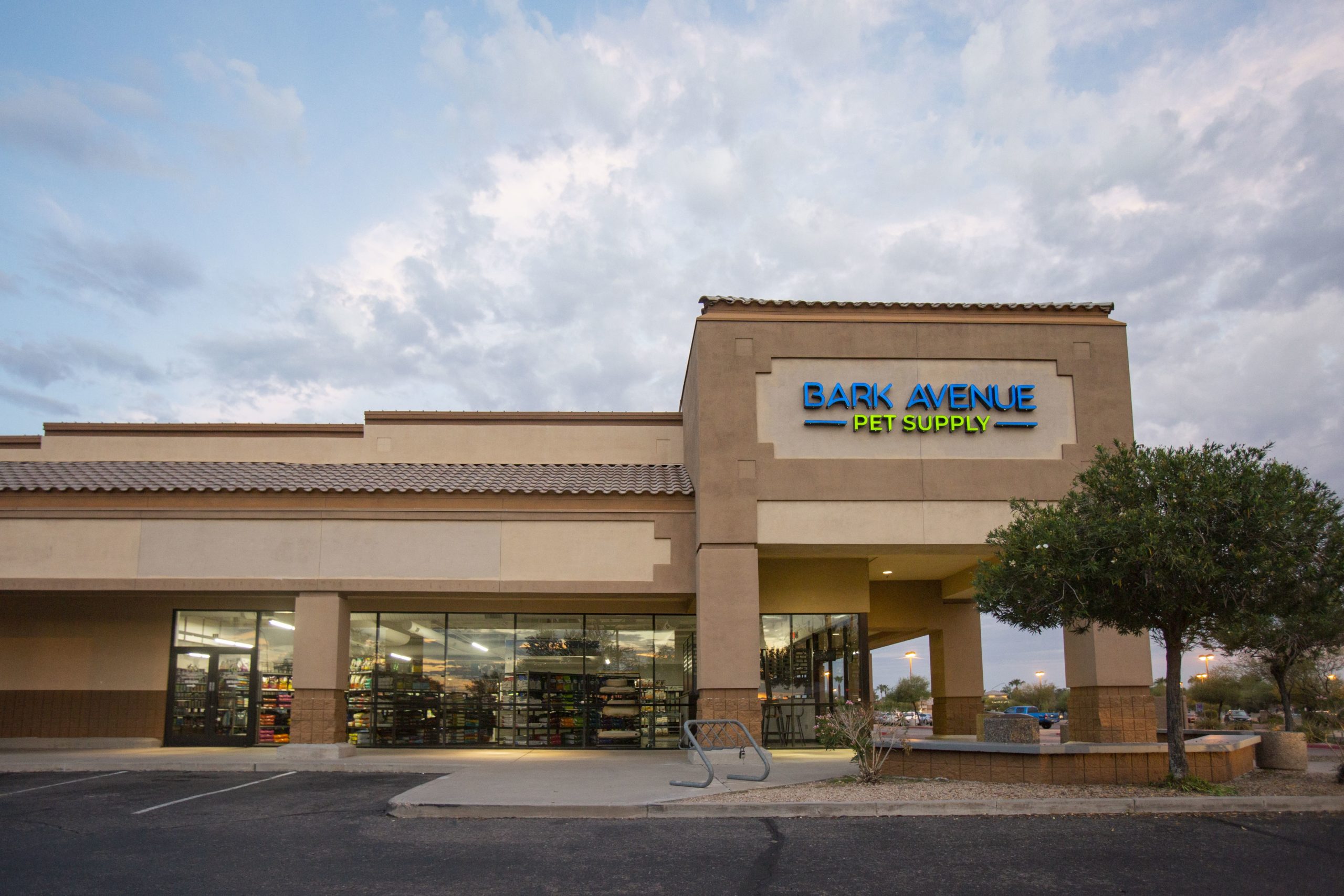Discover Bark Avenue Pet Supply in Gilbert: Quality Pet Products & Services