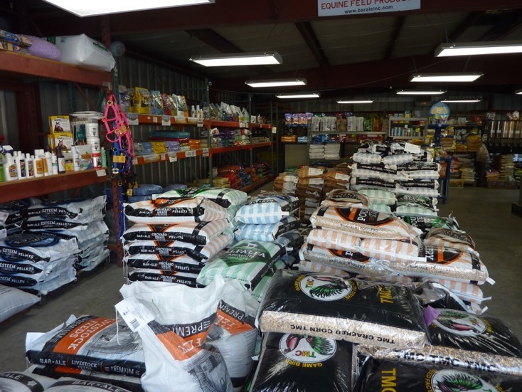 What makes el sobrante feed and pet supply unique? Discover their wide selection and friendly service.